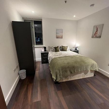 Spacious Sleep 7 Flat 20 Mins Central London Bp65 Buitenkant foto