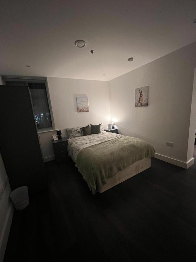 Spacious Sleep 7 Flat 20 Mins Central London Bp65 Buitenkant foto