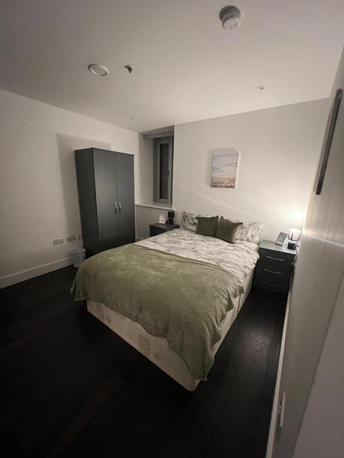 Spacious Sleep 7 Flat 20 Mins Central London Bp65 Buitenkant foto